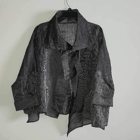 Maximalist Asymmetrical Black Women's Lightweight Over Shirt Bow Neck Oversized - Picture 1 of 6
